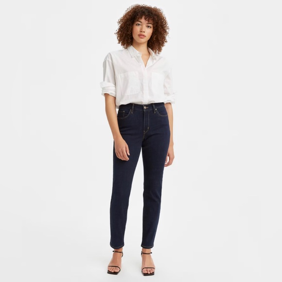 Levi’s Women’s 525 Perfect Waist Straight Jeans Dark Wash, premium denim - Picture 1 of 10